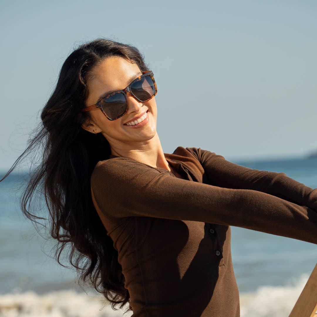 Koa - Tortoise + Walnut Wood Polarizes Sunglasses