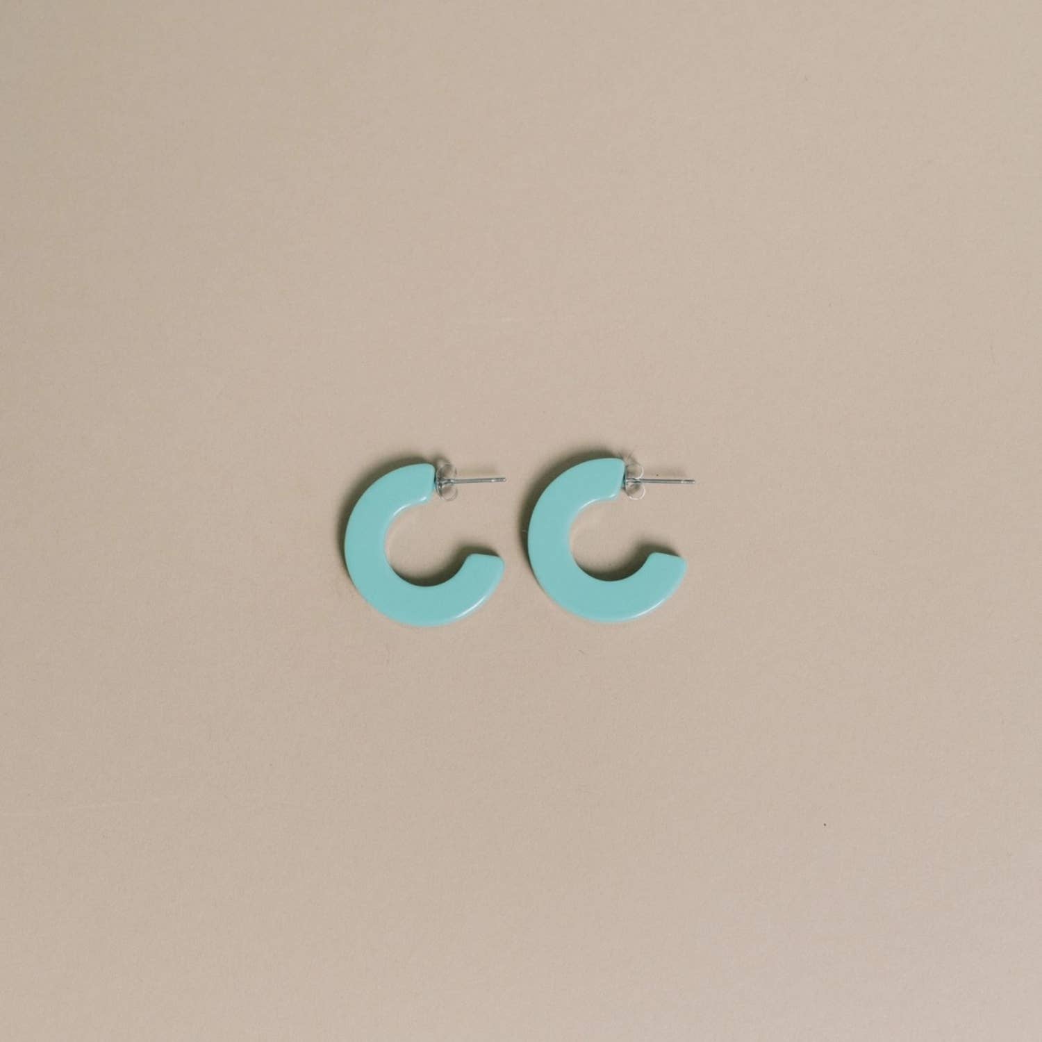 Ray | Hoop Earrings | Medium Size | Assorted