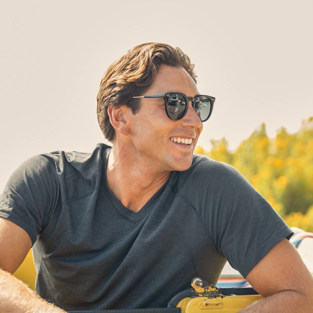 BP10314 - NEW Cove Onyx / Gold / Smoke Polarized Lens