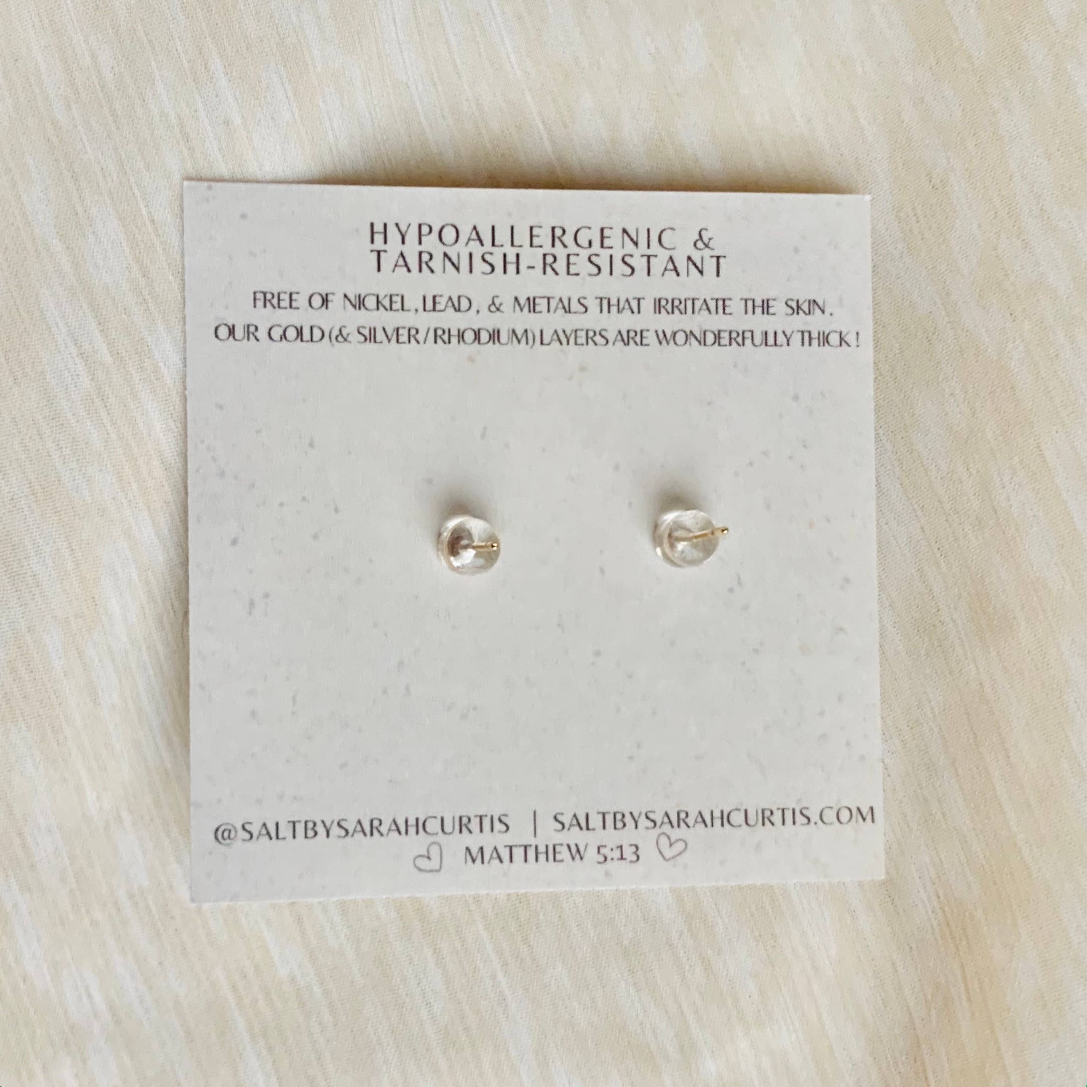 STAR & MOON STUDS | gold | tiny & dainty stud earrings