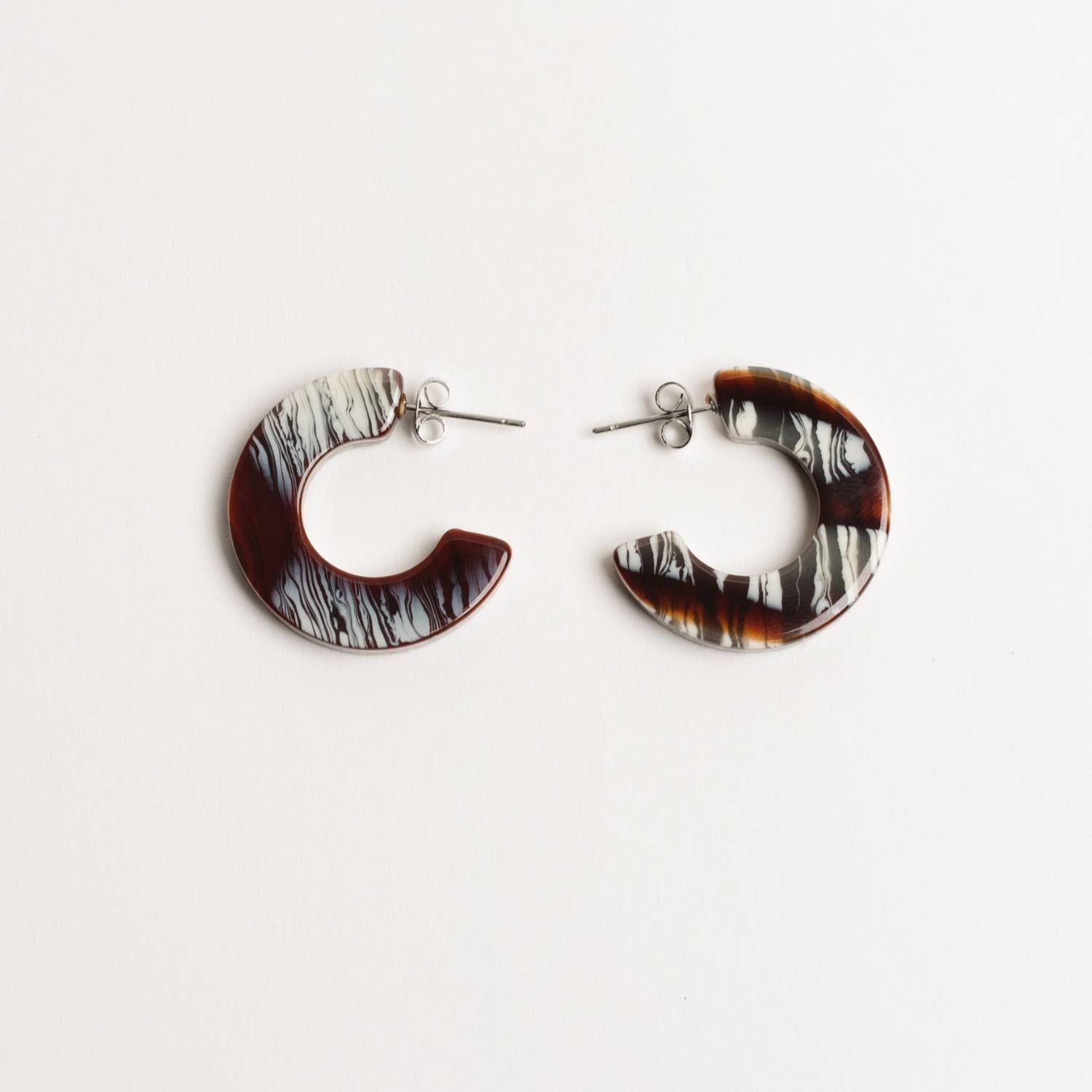Ray | Hoop Earrings | Medium Size | Assorted