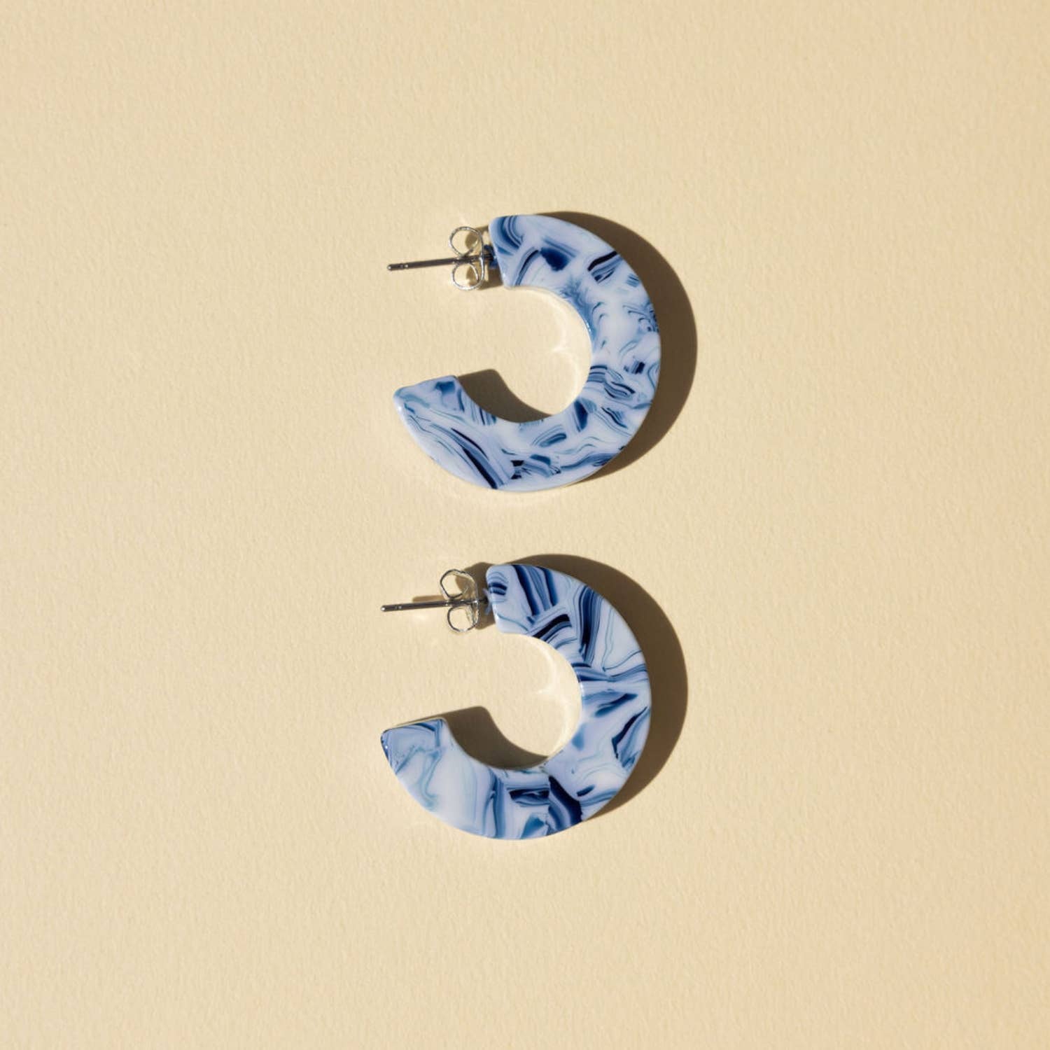Ray | Hoop Earrings | Medium Size | Assorted