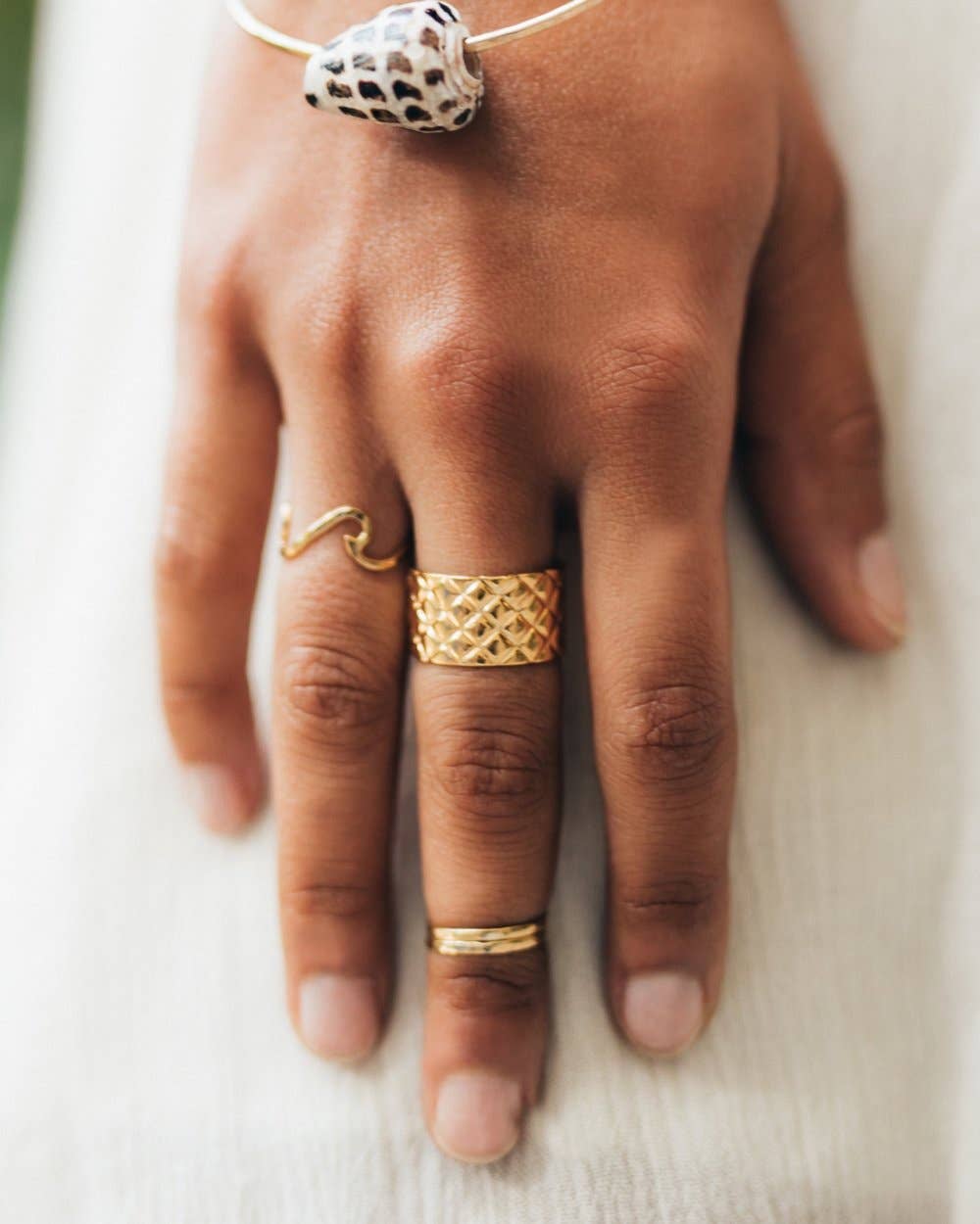 Pineapple Texture Band Ring