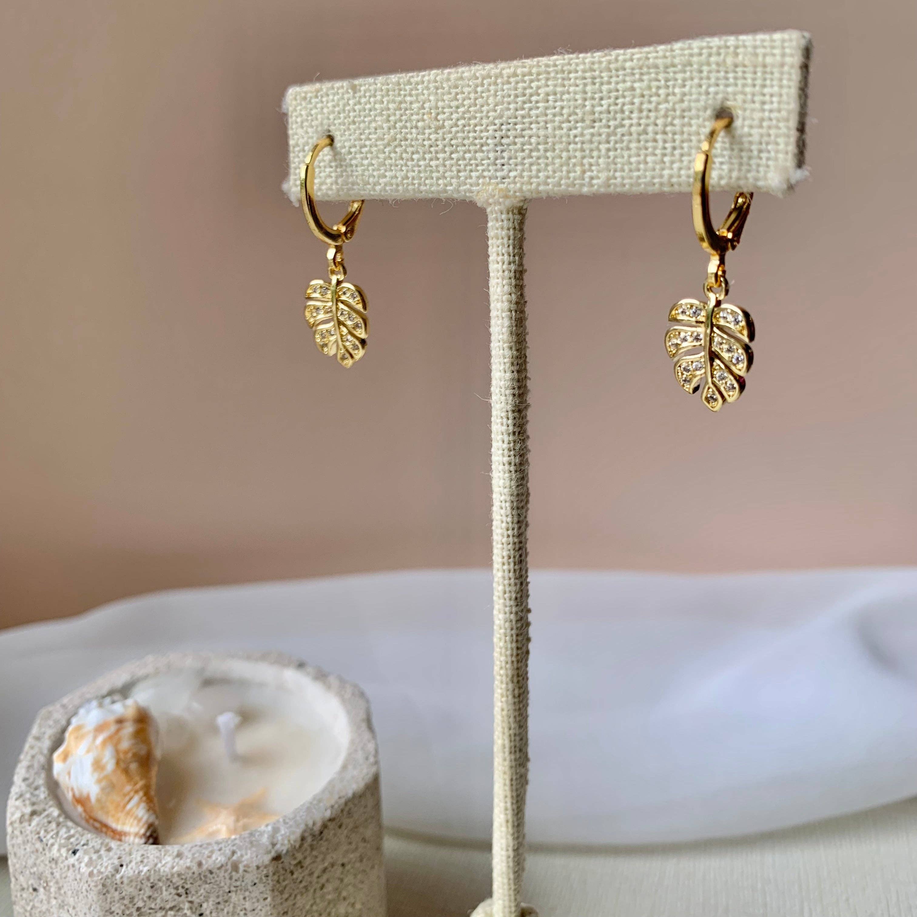 MONSTERA LEAF HUGGIE HOOPS | gold | tropical beach jewelry