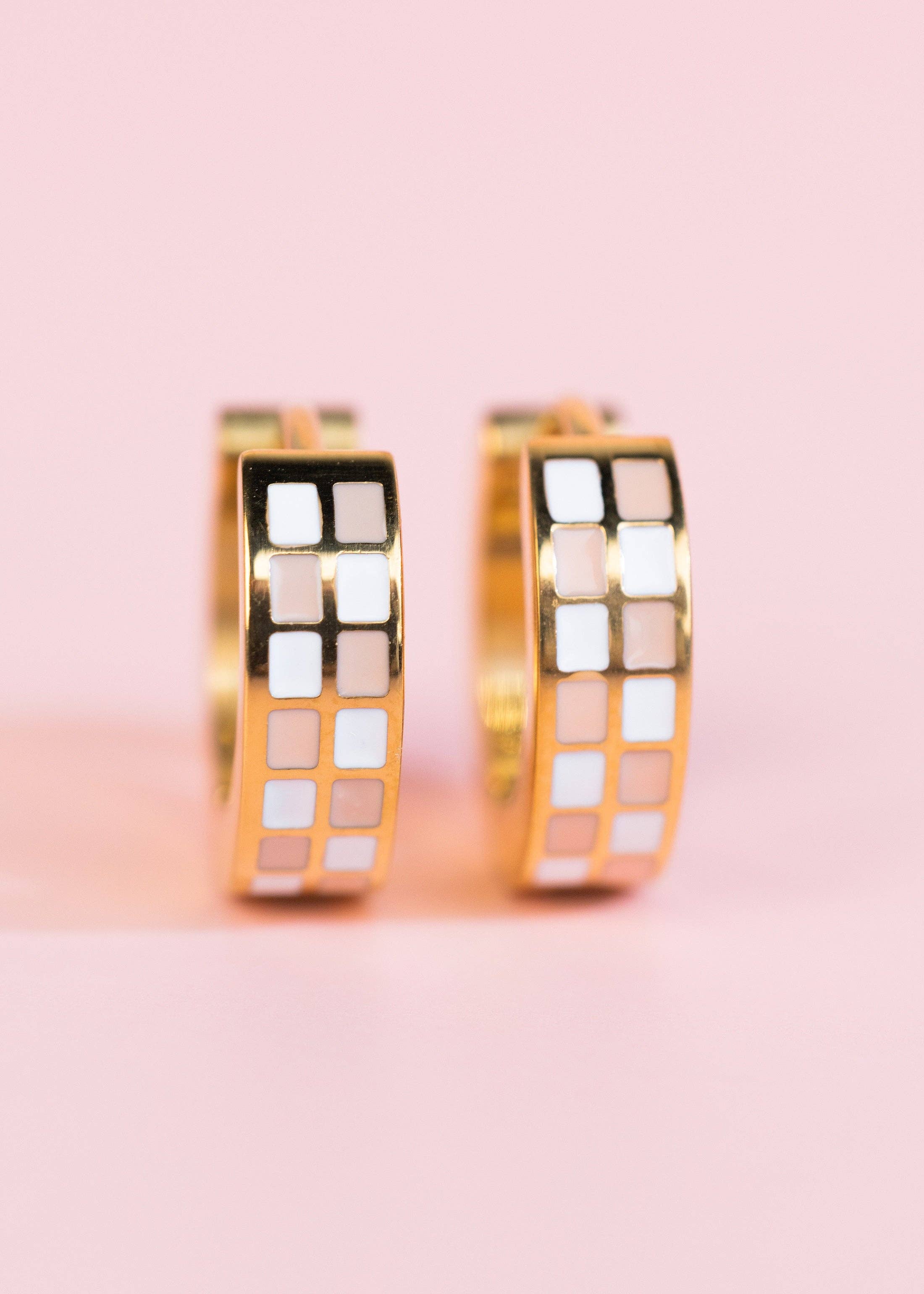 Peach Checkered Huggies