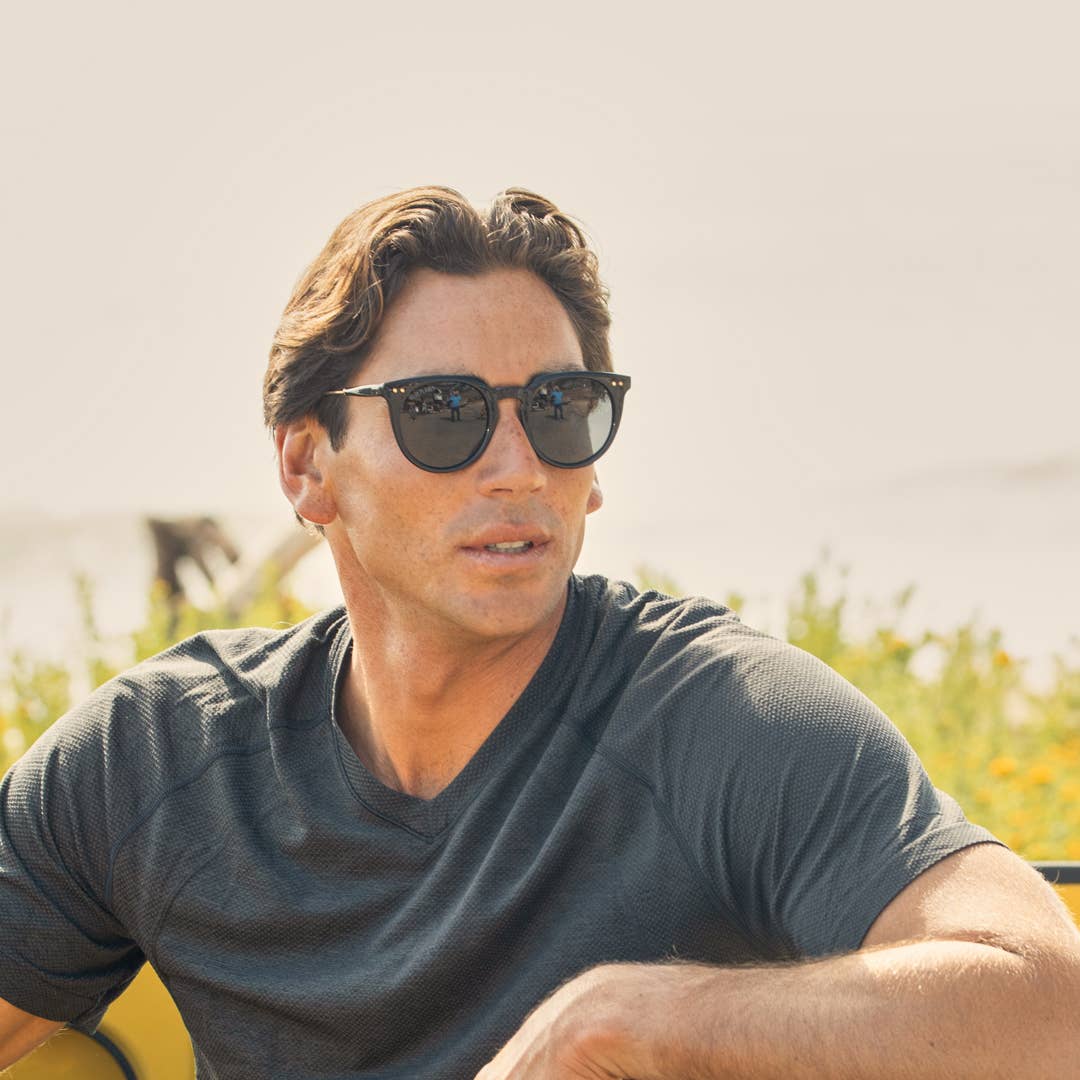 BP10314 - NEW Cove Onyx / Gold / Smoke Polarized Lens
