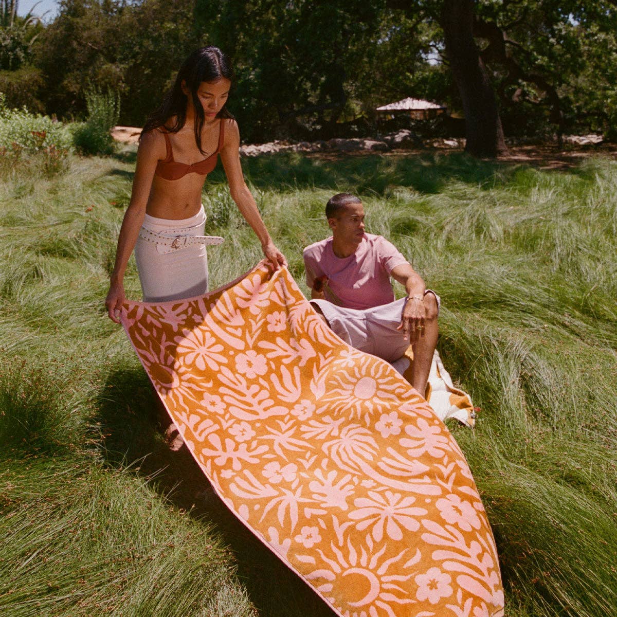 Sunny Premium Woven Towel - Retro
