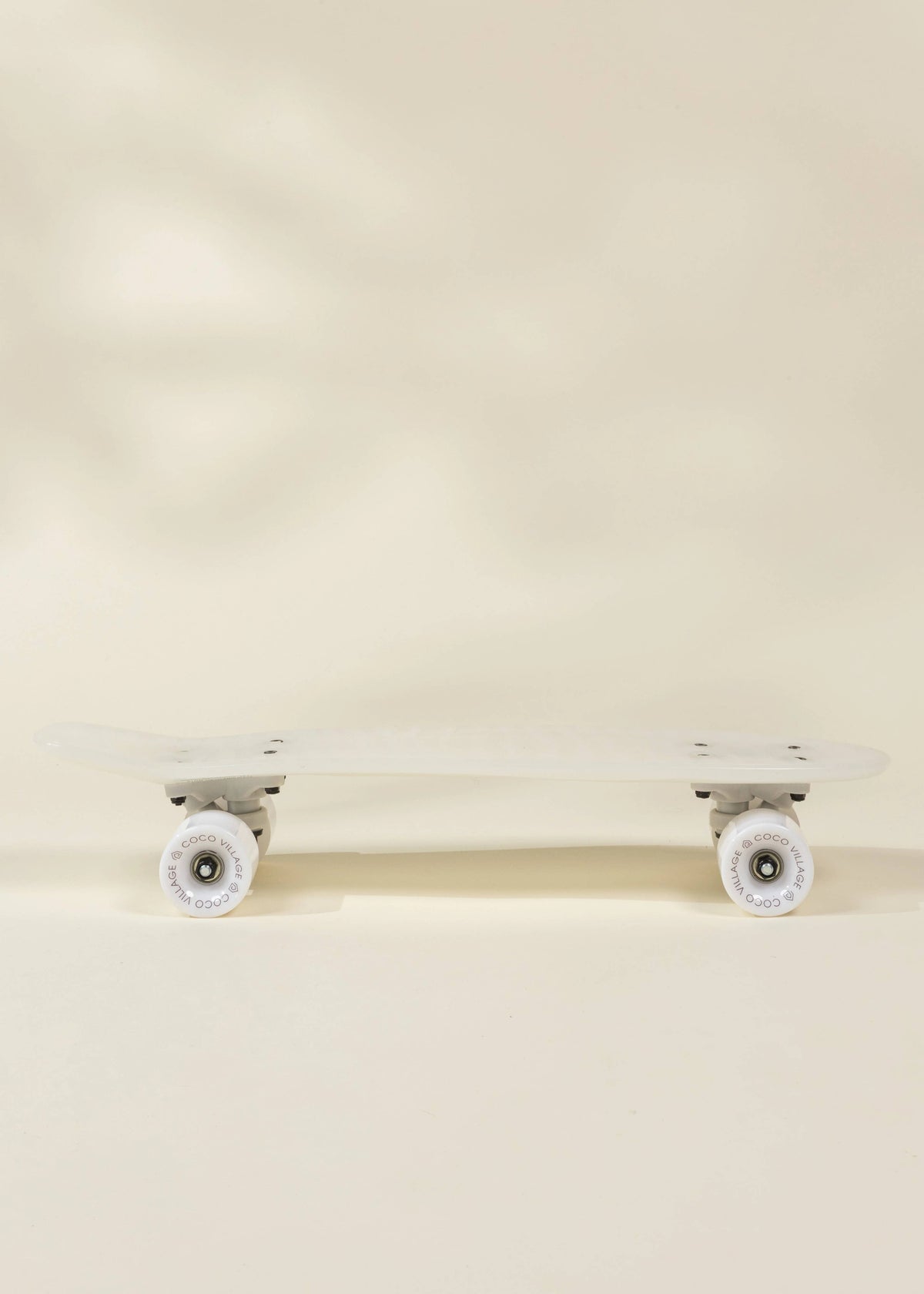 Kids’ Pintail Cruiser Skateboard–Glow in the Dark