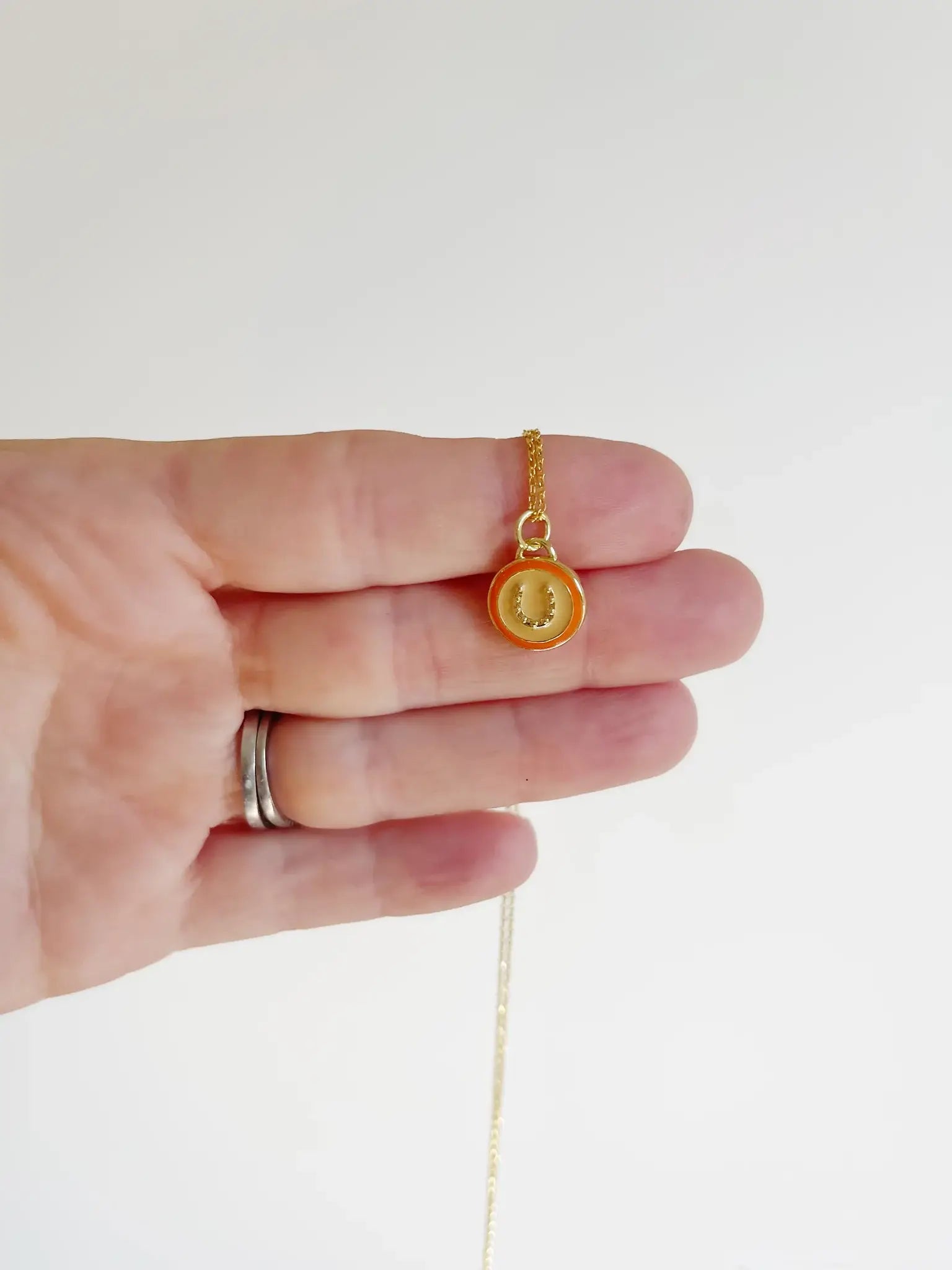 Good Luck Charm // horseshoe pendant necklace 