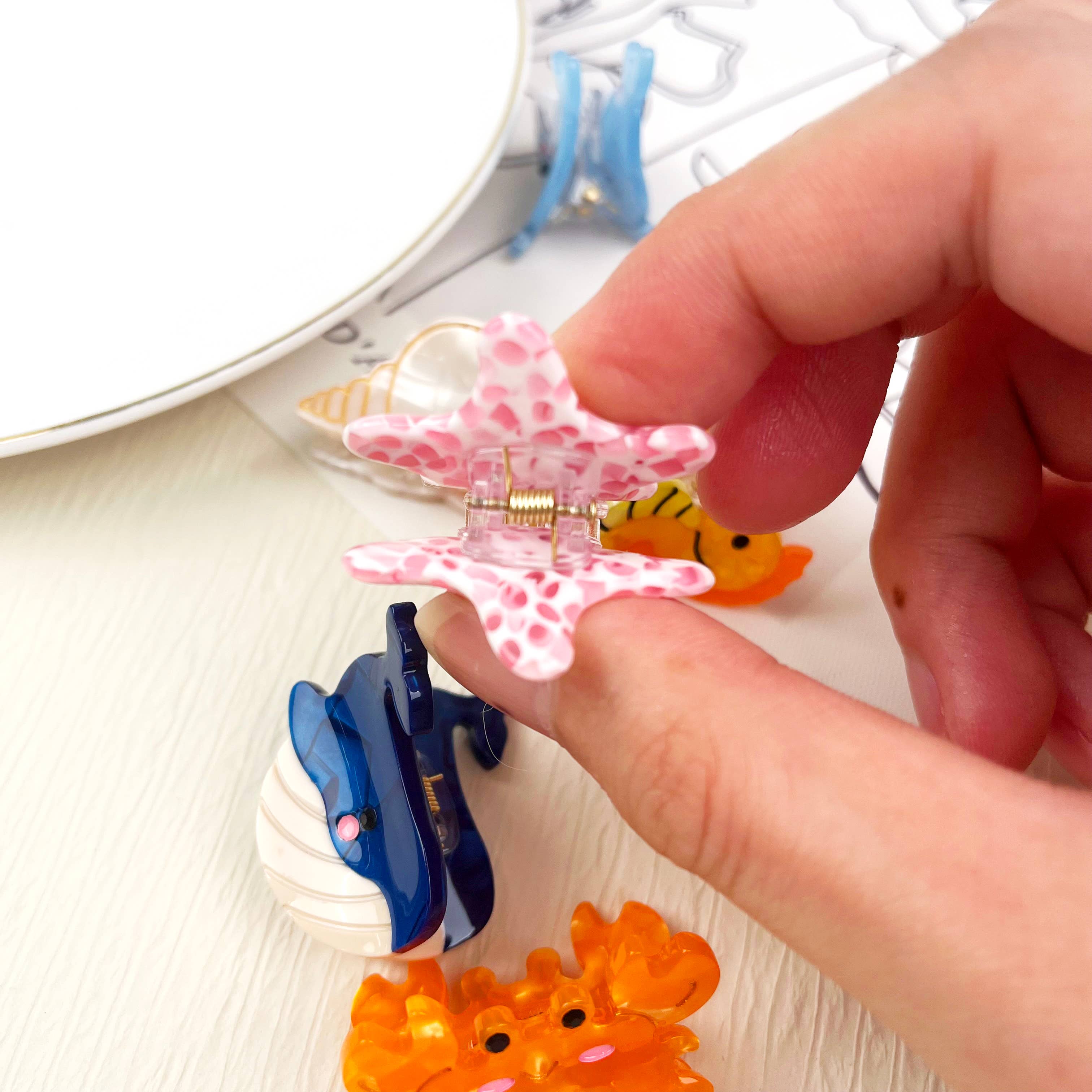Acetate mini marine life hair clip