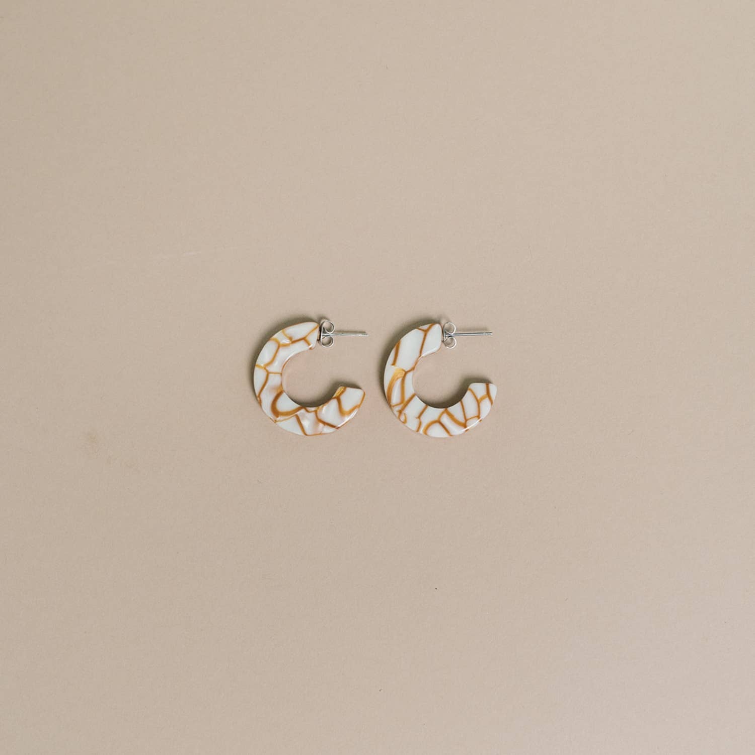 Ray | Hoop Earrings | Medium Size | Assorted