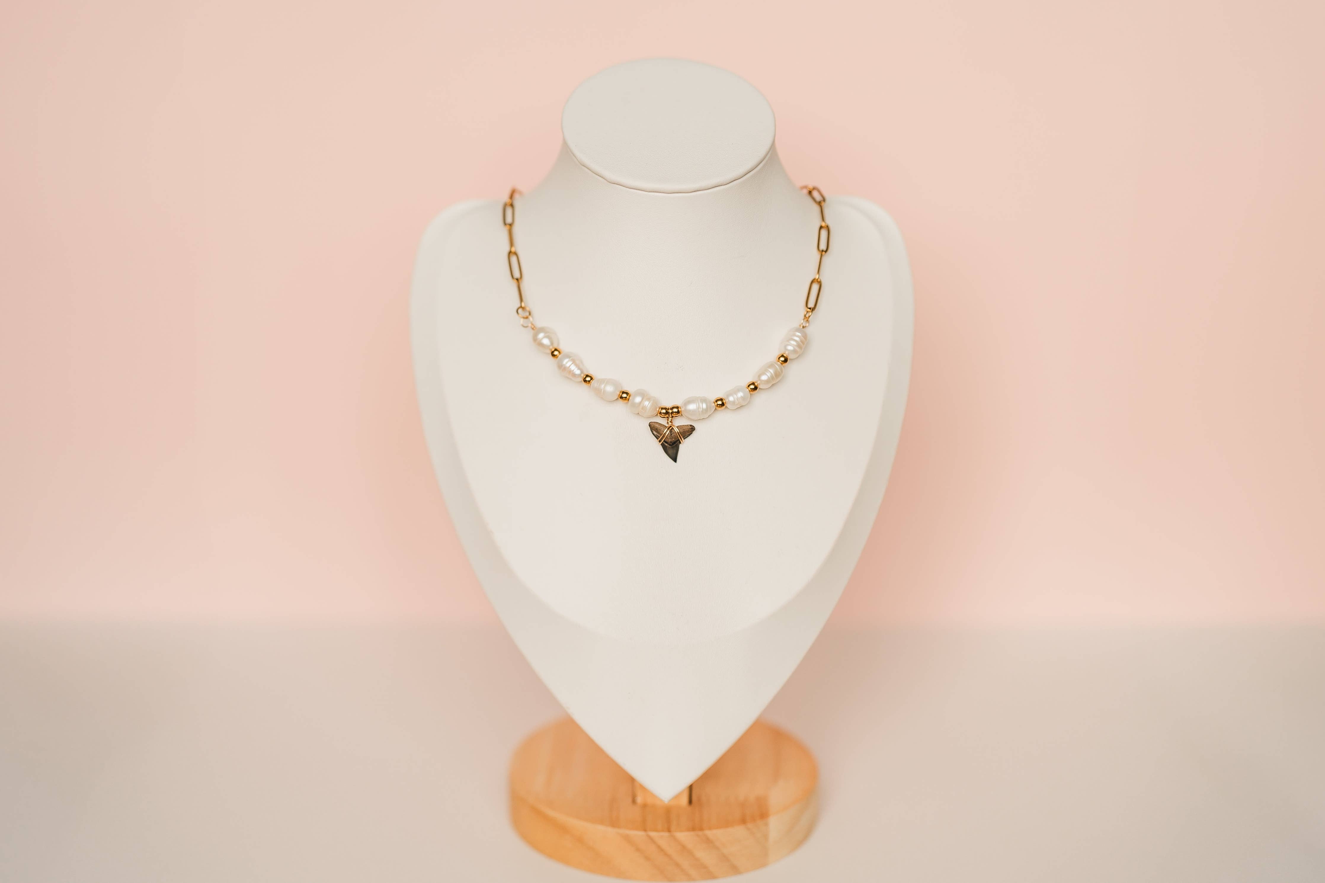 Camilla | Waterproof Shark Tooth Pearl Necklace