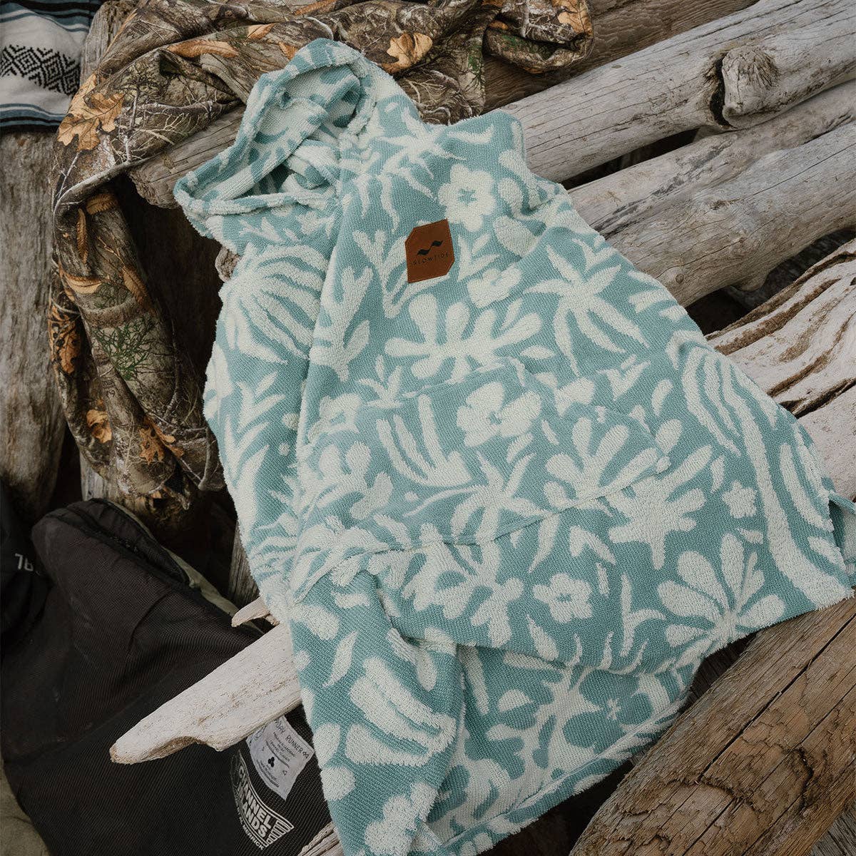 Sunny Kids Poncho by Slowtide