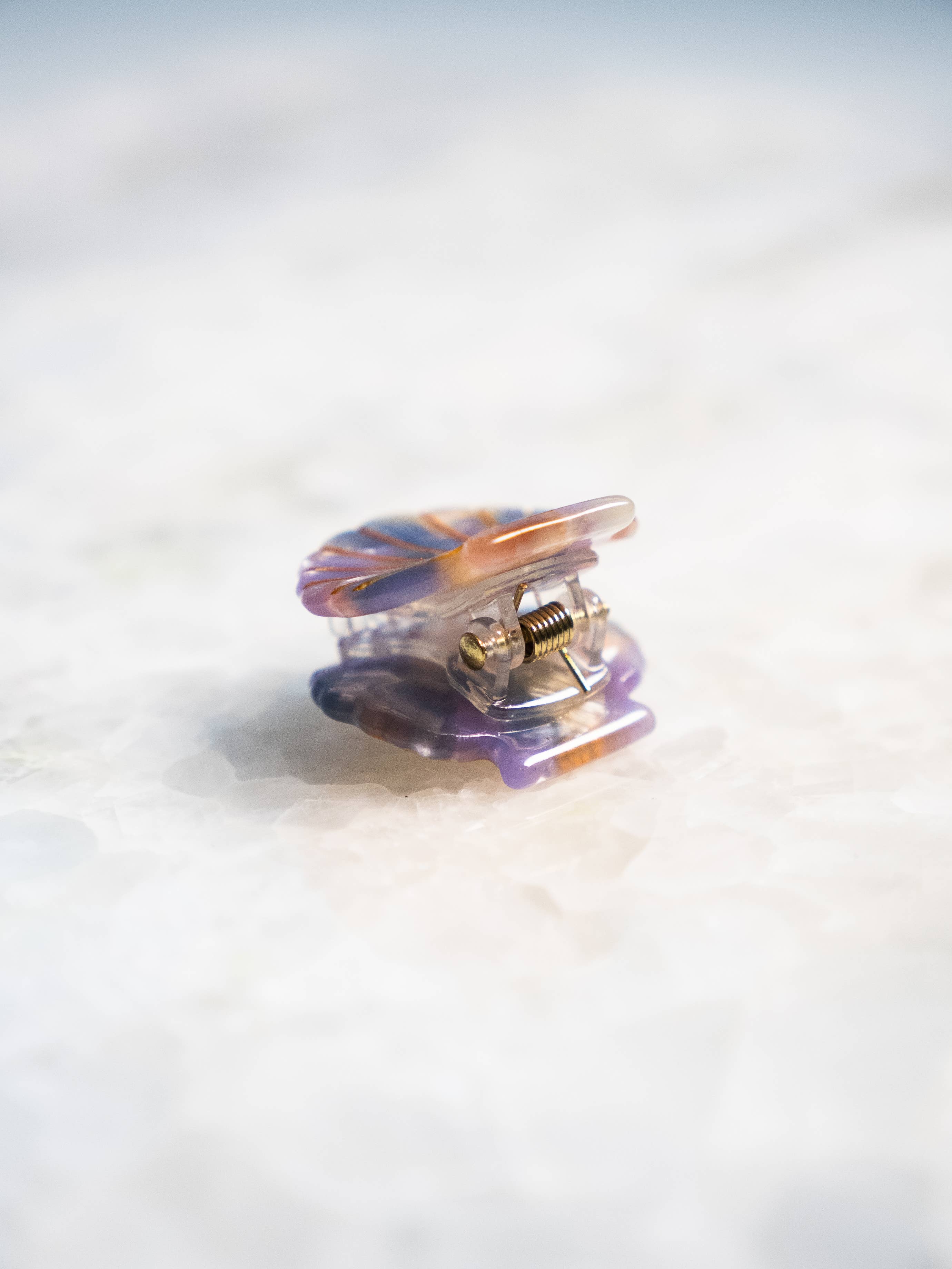 Eco Friendly Scallop Shells Hair Clip, Mini