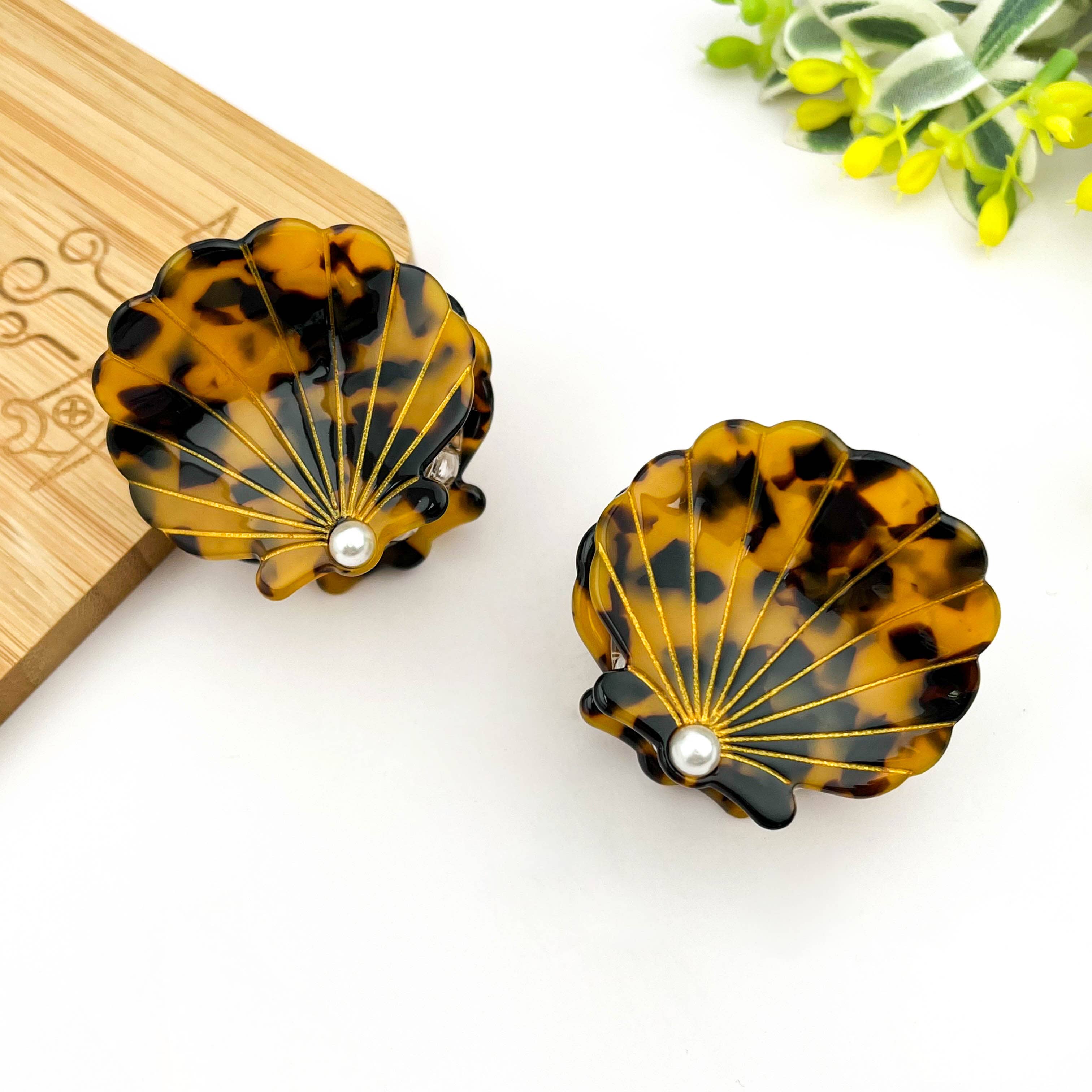 Acetate Shell Claw Clip, Sweet Pearl Hair Clip