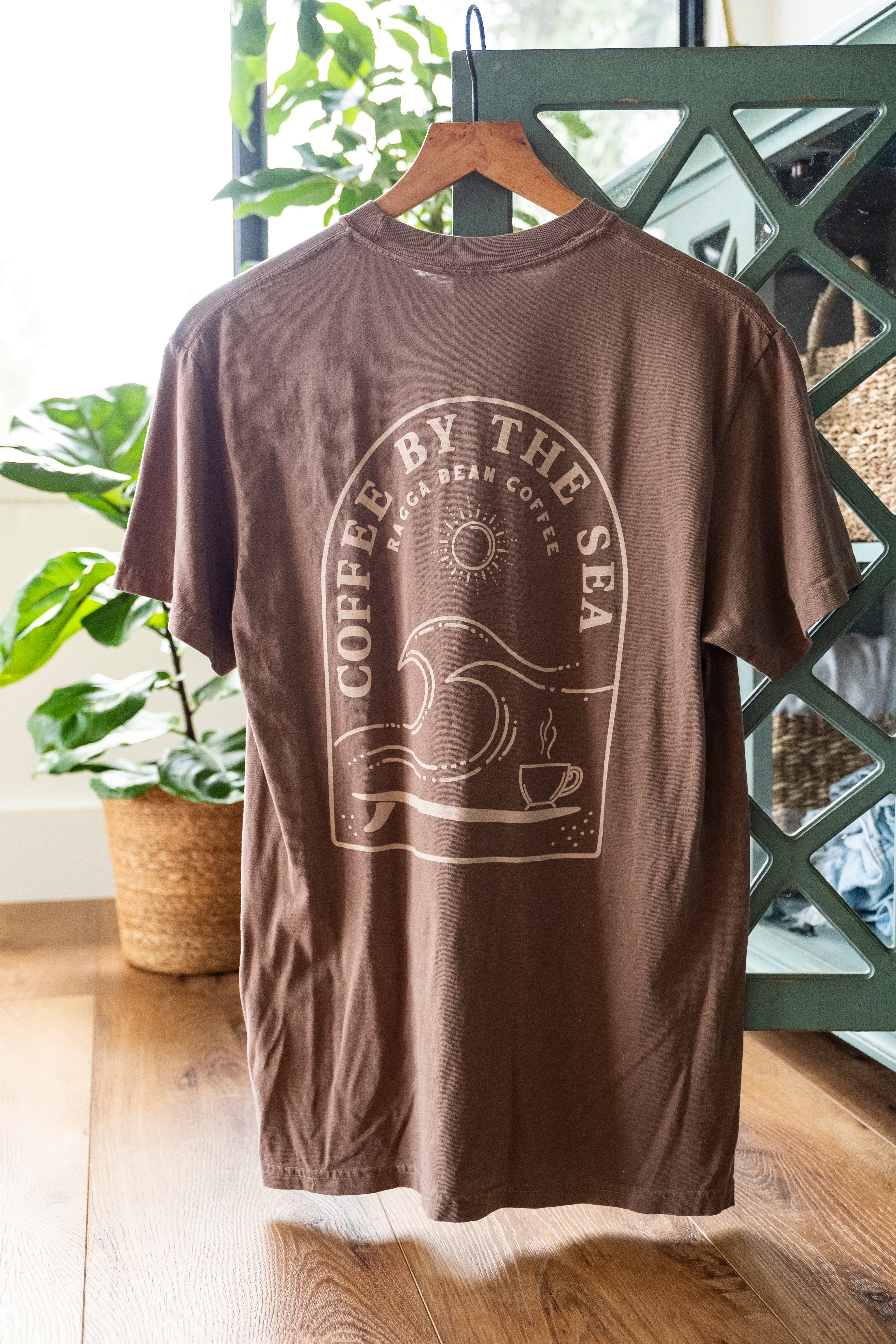 Ragga Bean – Go-to Tee in Espresso Comfort Colors