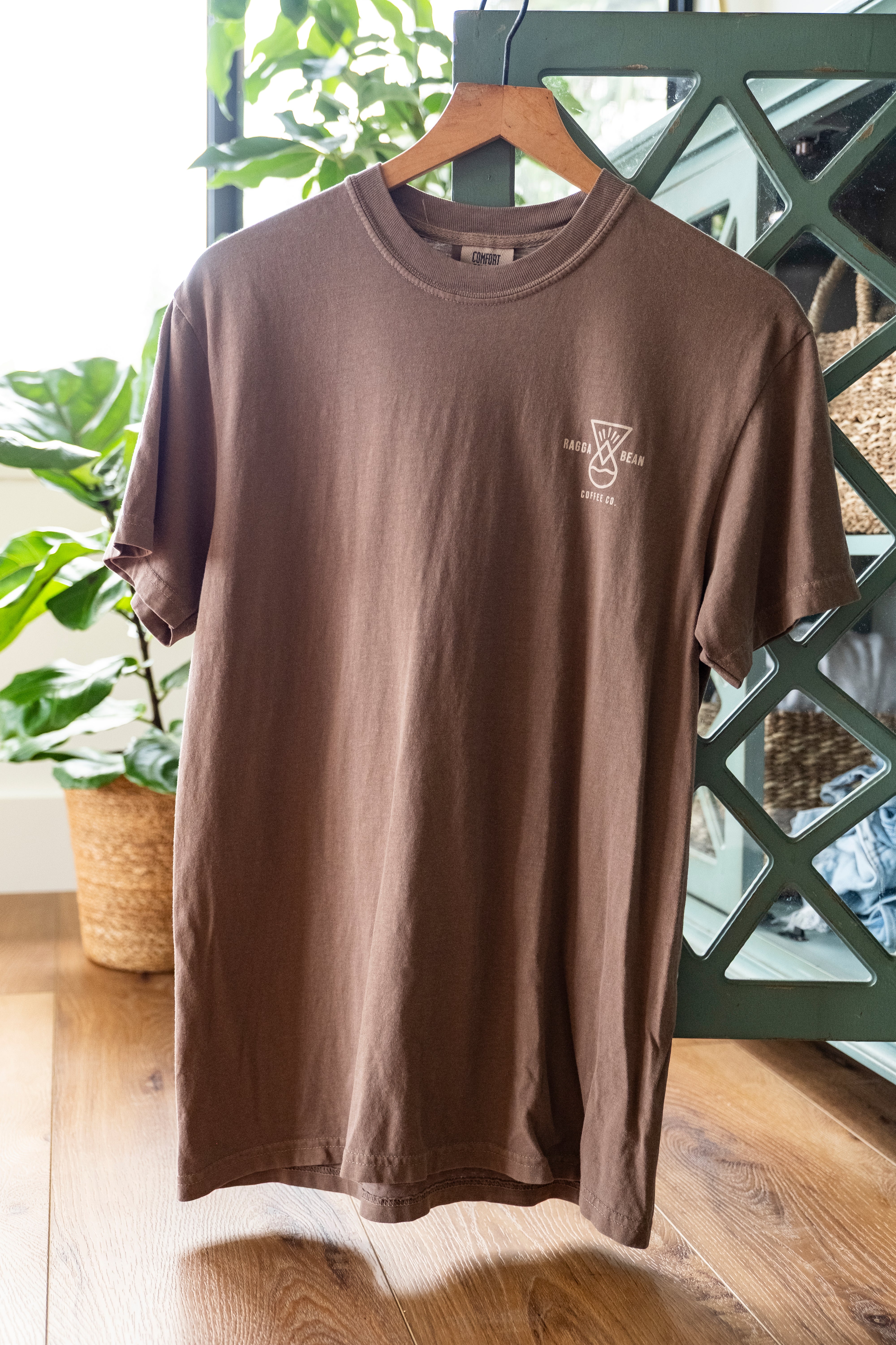 Ragga Bean – Go-to Tee in Espresso Comfort Colors