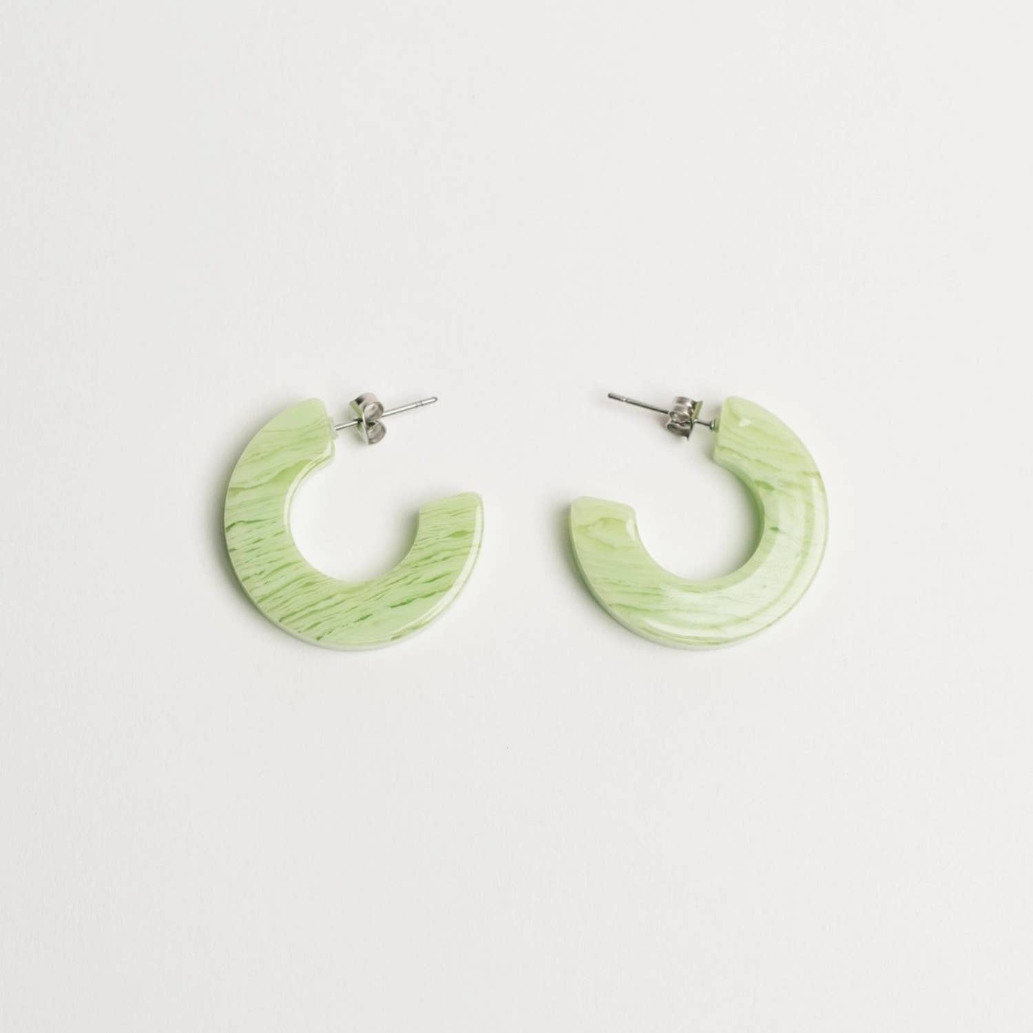 Ray | Hoop Earrings | Medium Size | Assorted